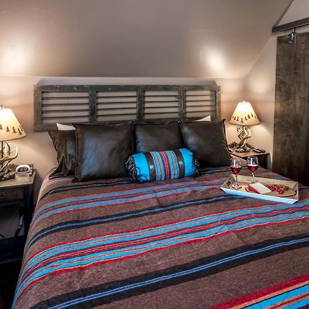 Fifth Dimension, 2 Bedrooms, Wifi, Hot Tub, Game Table, Grill, Sleeps 4 Ruidoso Buitenkant foto