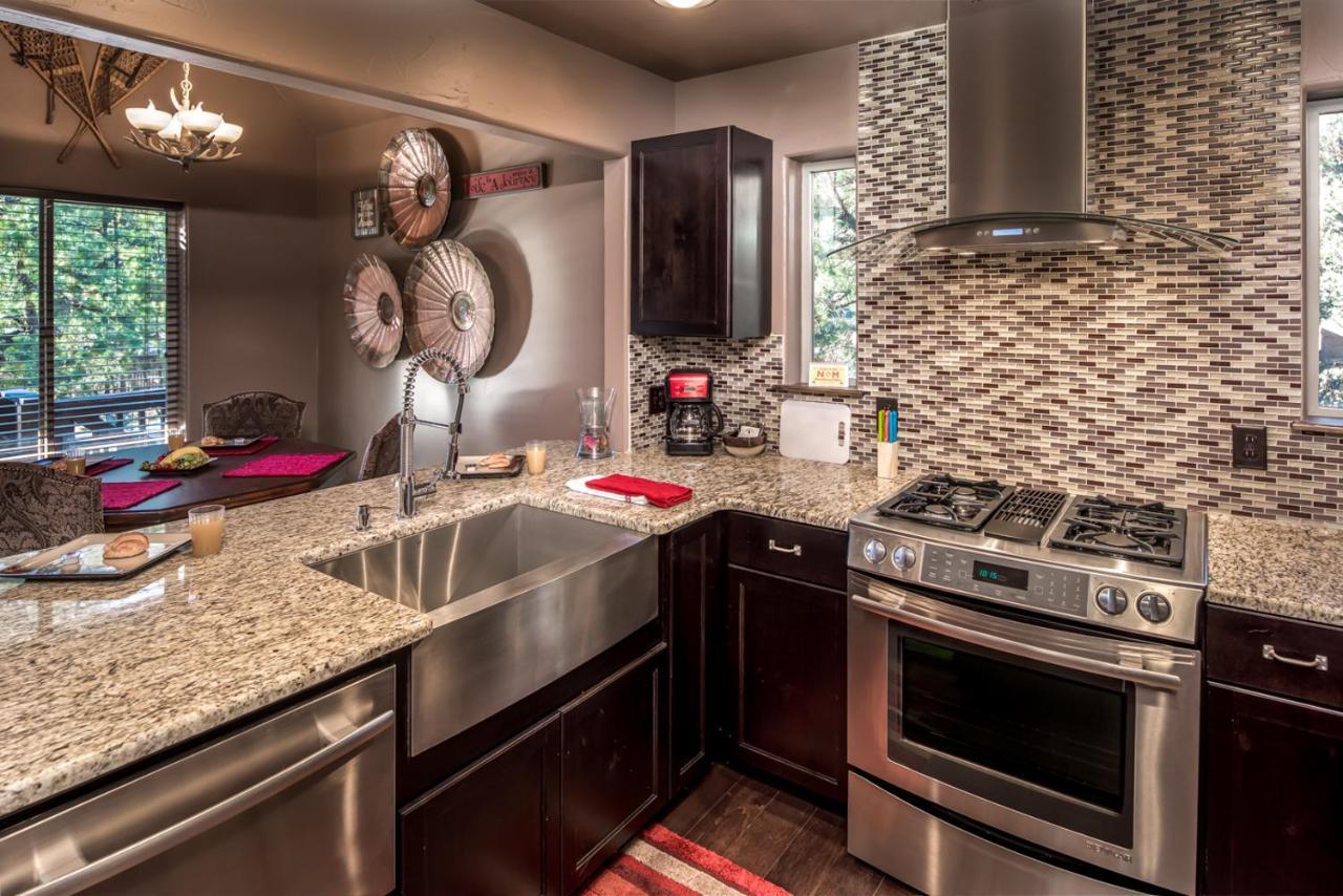 Fifth Dimension, 2 Bedrooms, Wifi, Hot Tub, Game Table, Grill, Sleeps 4 Ruidoso Buitenkant foto